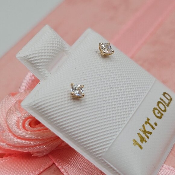 14KT Gold Clear Square CZ 2mm Screw Back Earrings